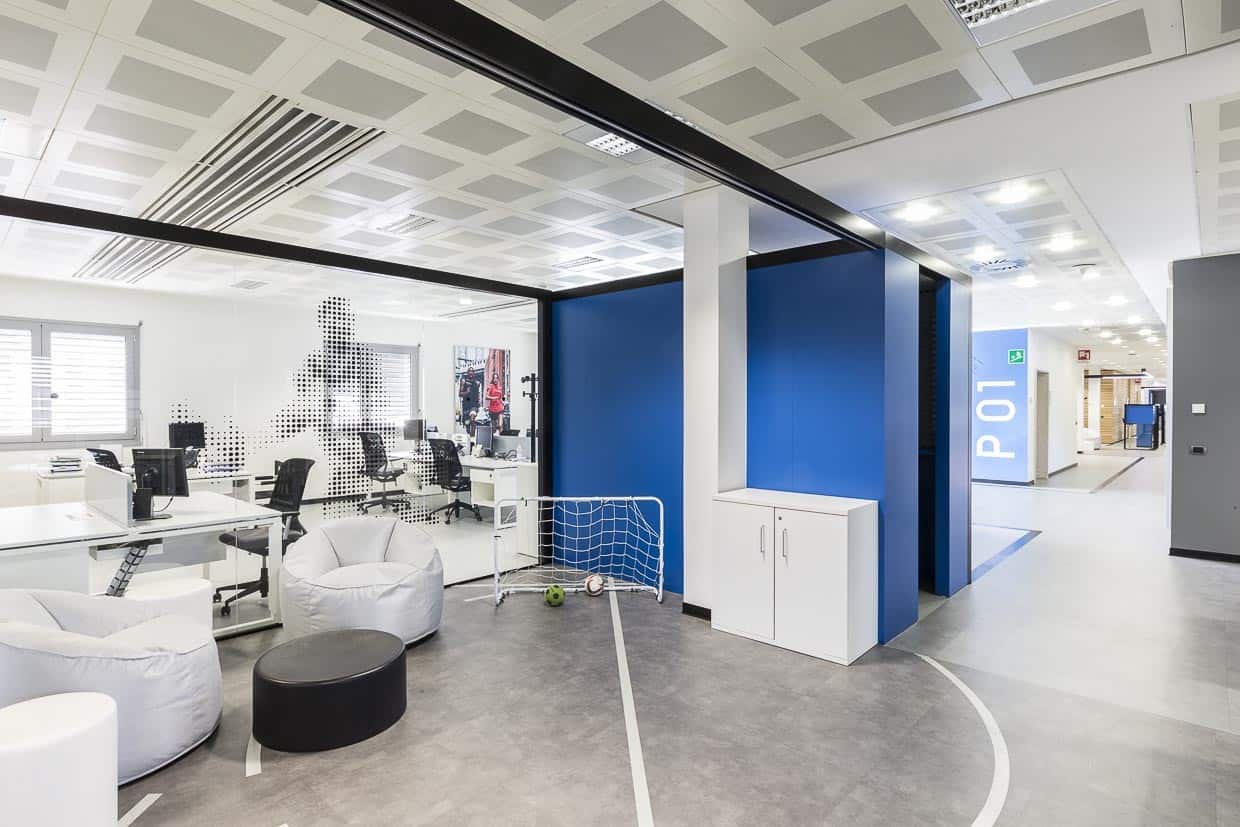 Retail e brand identity nei nuovi uffici di Adidas a Monza | Progetto CMR -  Massimo Roj Architects